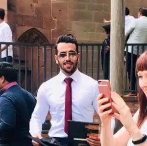 Meet your Posher, Barrak